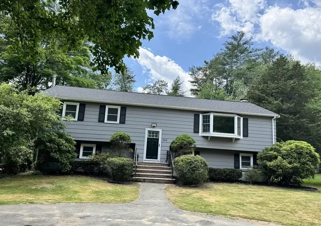 2nd image of 164 Hall St, Raynham, MA 02767 | MLS# 73537127
