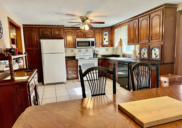 Homes for sale in Millbury, MA | 60 Carousel Dr, Millbury, MA 01527 | MLS# 73540373