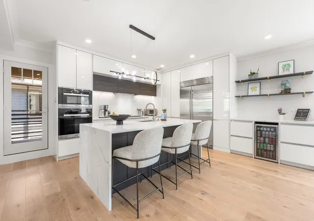 5th image of 80 Verndale St #80, Brookline, MA 02446 | MLS# 73516451
