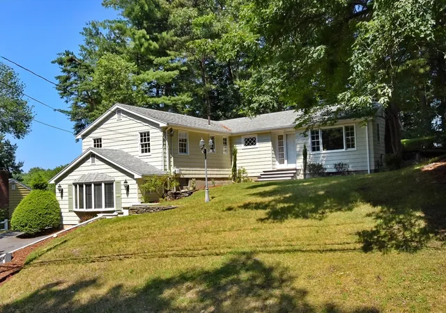 Photo 2 of Sale Pending at 39 Winona St, Peabody, MA 01960 | MLS# 73540104 | Listing updated on 2026-09-03