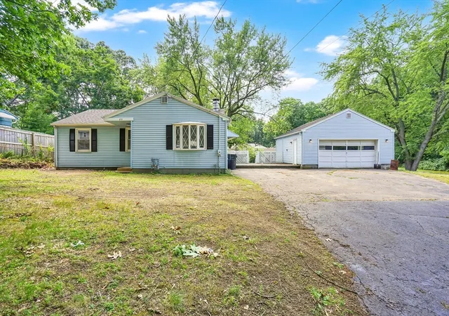 Homes for sale in Springfield, MA | 85 Bircham St, Springfield, MA 01104 | MLS# 73545411