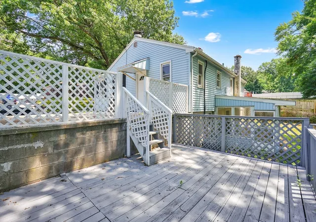 Homes for sale in Springfield, MA | 85 Bircham St, Springfield, MA 01104 | MLS# 73545411