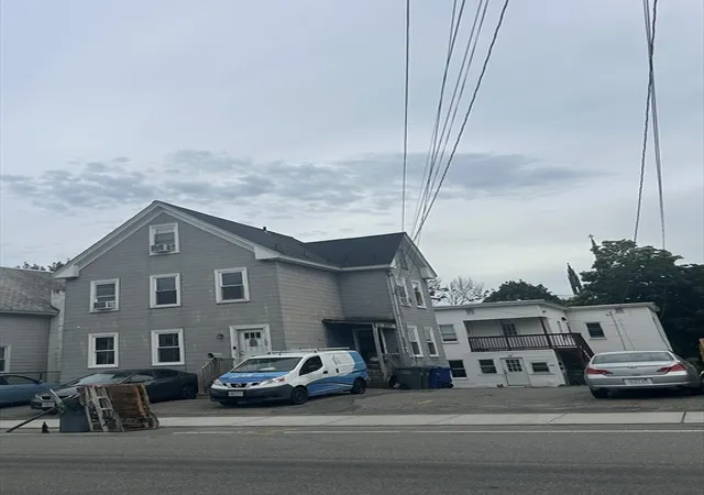 22nd image of 105 Spruce Street, Leominster, MA 01453 | MLS# 73545950