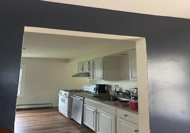 5th image of 105 Spruce Street, Leominster, MA 01453 | MLS# 73545950