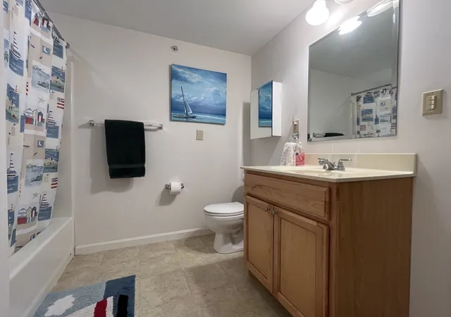Homes for sale in Orleans, MA | 18 West Rd, Orleans, MA 02653 | Houzeo