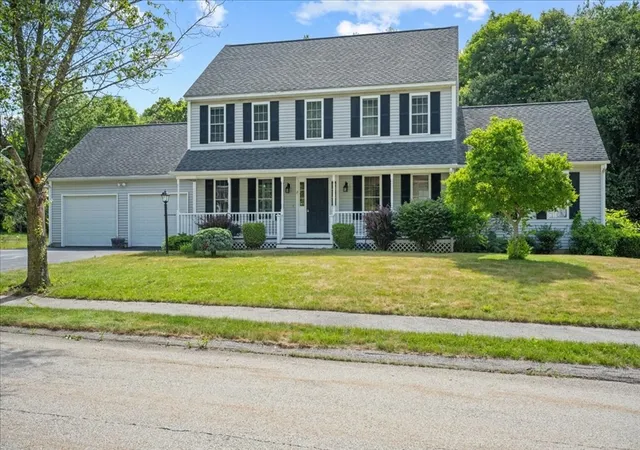 Homes for sale in Auburn, MA | 20 Hilltop Farm Rd, Auburn, MA 01501 | MLS# 73549237