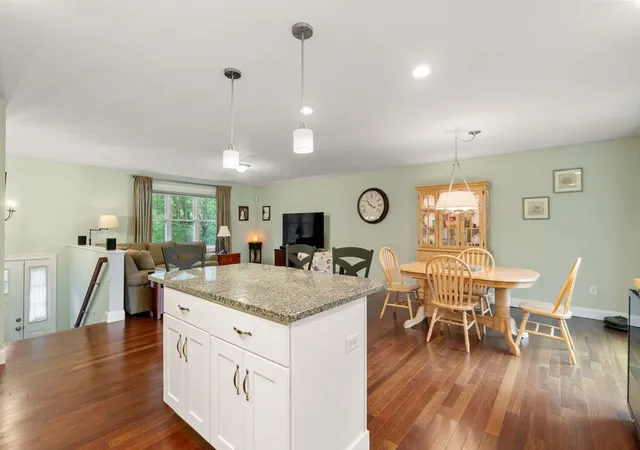 5th image of 101 Prospect Hill St, Taunton, MA 02780 | MLS# 73541107
