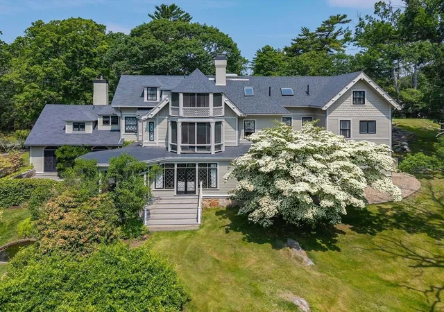 2nd image of 802 Hale Street, Beverly, MA 01915 | MLS# 73539531