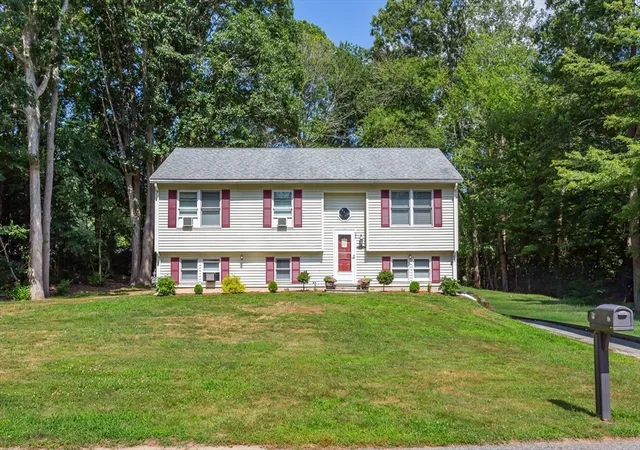 1st image of 22 Reservoir Ave, Swansea, MA 02777 | MLS# 73546686
