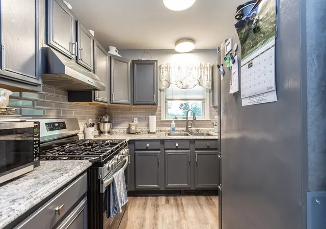 3rd image of 22 Reservoir Ave, Swansea, MA 02777 | MLS# 73546686