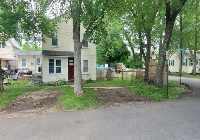 2nd image of 19 Wallis Park, Lunenburg, MA 01462 | MLS# 73491938