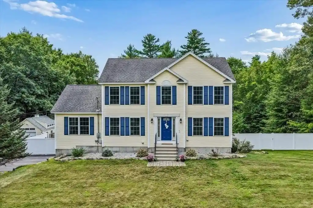 Single family home for sale at 110 Middle Rd, Deerfield, NH 03037 | MLS# 73591170