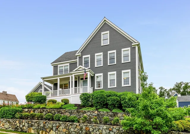42nd image of 5 Point Shore Dr, Amesbury, MA 01913 | MLS# 73559003