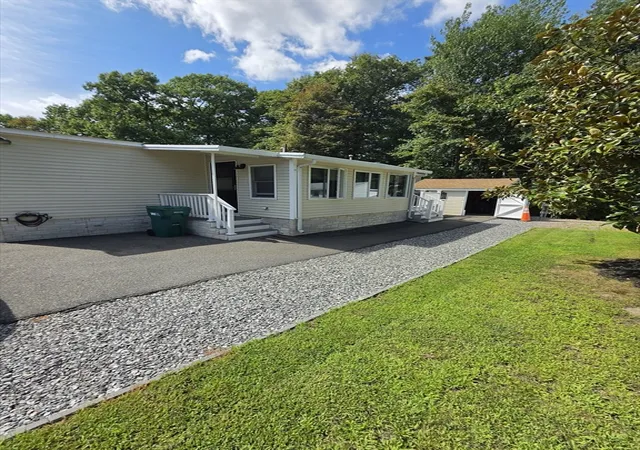 2nd image of 16 Kylee Dr, Plainville, MA 02762 | MLS# 73566665