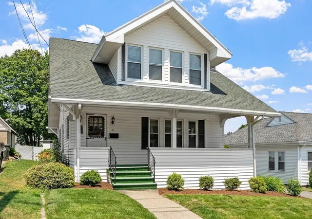 Homes for sale in Marlborough, MA | 47 Arnold St, Marlborough, MA 01752 | MLS# 73543636