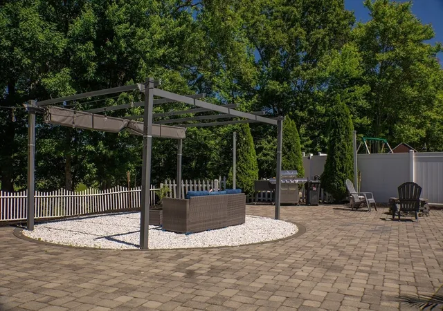 5th image of 57 Shirley Rd, Shrewsbury, MA 01545 | MLS# 73540556