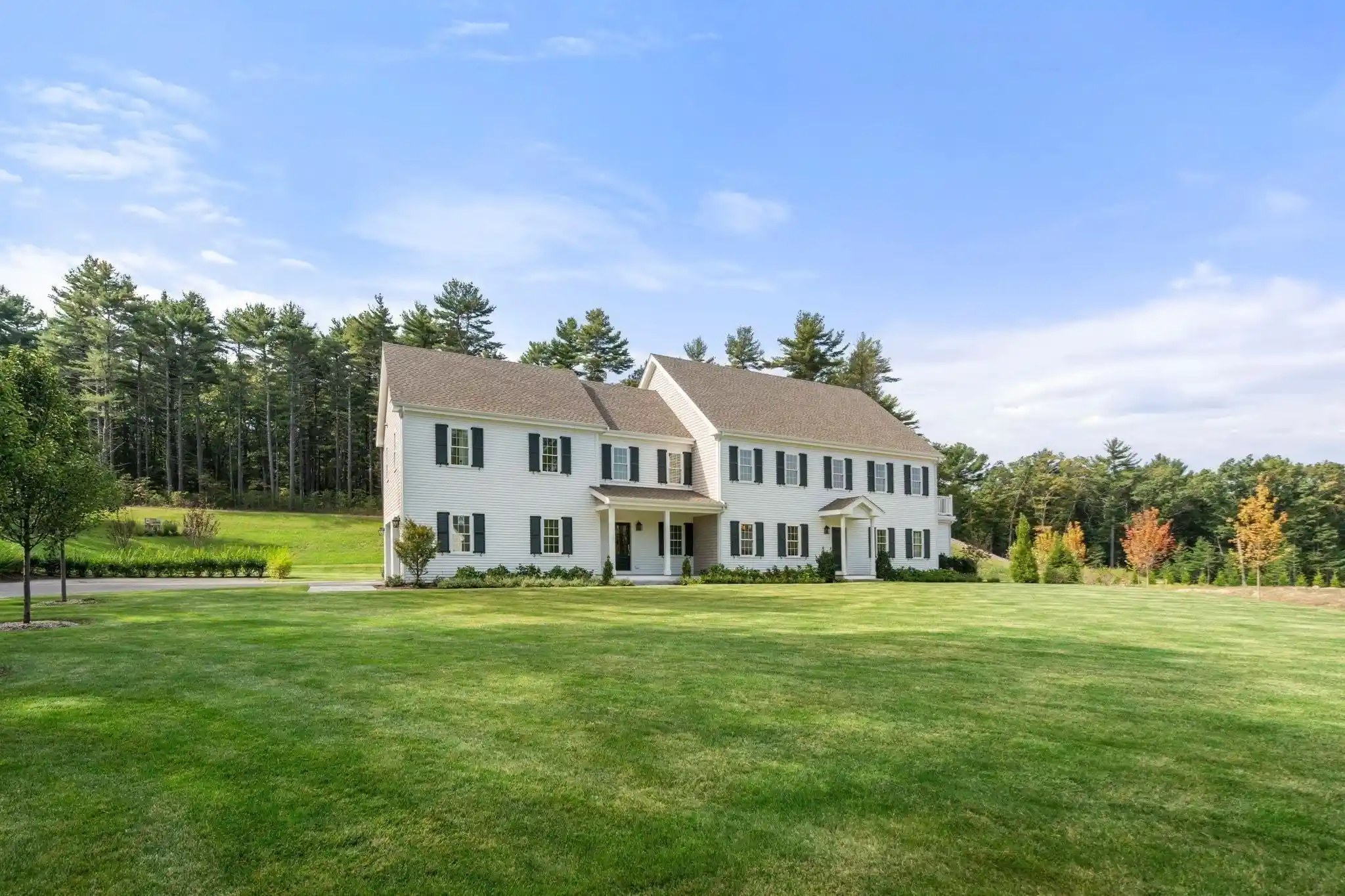 Photo 1 of Mansion for sale at 11 Modoc, Duxbury, MA 02332 | MLS# 73590432 | Listing updated on 2026-10-18