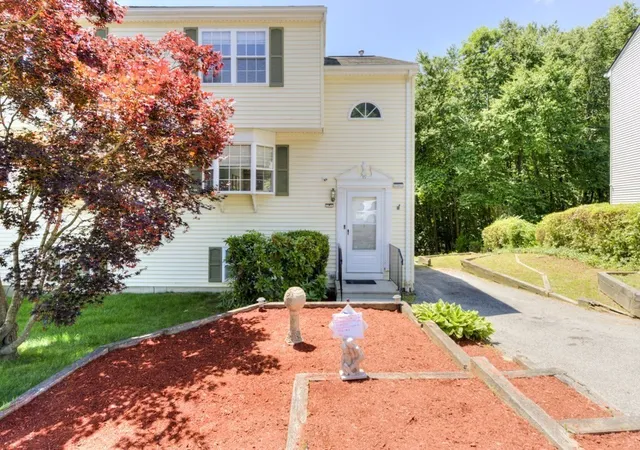 1st image of 39 Ledgecrest Dr, Worcester, MA 01603 | MLS# 73543969
