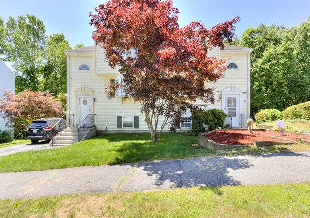 2nd image of 39 Ledgecrest Dr, Worcester, MA 01603 | MLS# 73543969