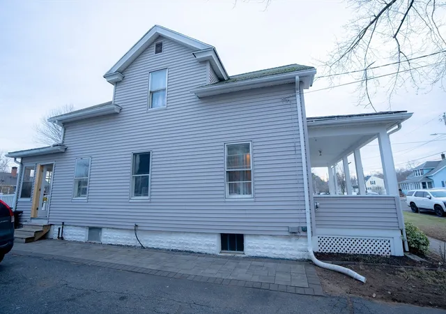 Homes for sale in Chicopee, MA | 23 Wildermere St, Chicopee, MA 01020 | MLS# 73498690