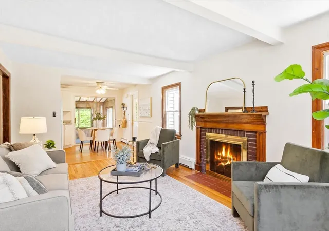 Homes for sale in Framingham, MA | 28 Valentine Rd, Framingham, MA 01702 | MLS# 73525405