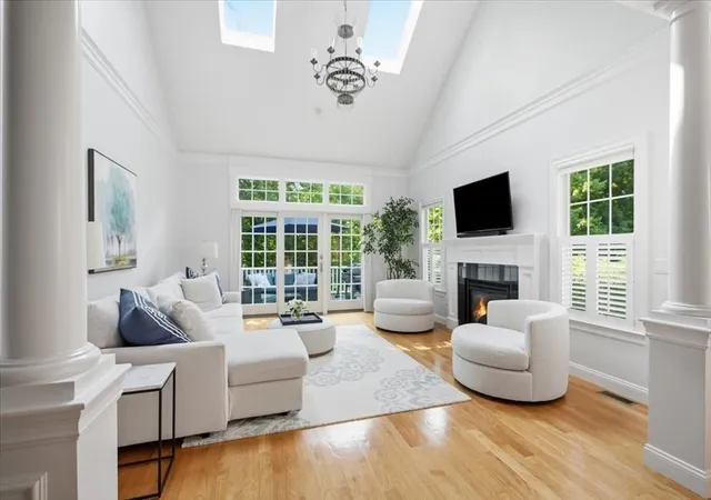 Photo 2 of Sale Pending at 239 Washington St #9, Norwell, MA 02061 | MLS# 73563319 | Listing updated on 2026-09-15