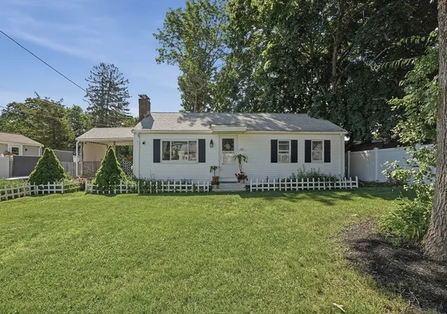 Homes for sale in Randolph, MA | 19 Lind Terrace, Randolph, MA 02368 | MLS# 73537286