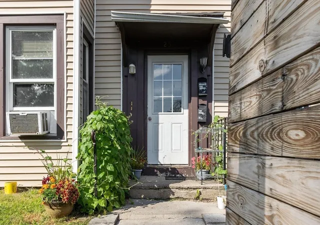Listing Photo 4 - Condo for sale in building located at 25 Goddard St, Fitchburg, MA 01570