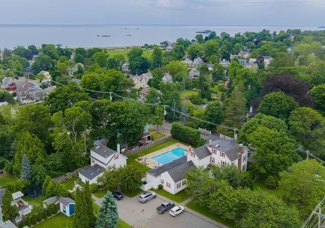 Photo 3 of Condo for sale at 20 Ocean Ave #4, Marblehead, MA 01945 | MLS# 73540336 | Listing updated on 2026-08-16