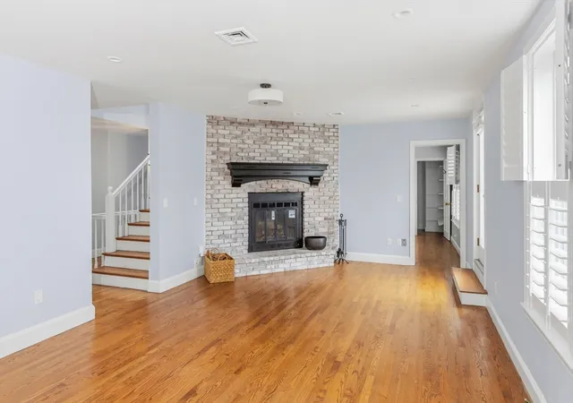 Photo 3 of Condo for sale at 20 Ocean Ave #4, Marblehead, MA 01945 | MLS# 73540336 | Listing updated on 2026-08-16