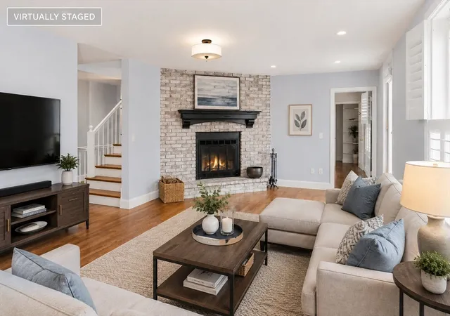 Photo 4 of Condo for sale at 20 Ocean Ave #4, Marblehead, MA 01945 | MLS# 73540336 | Listing updated on 2026-08-16