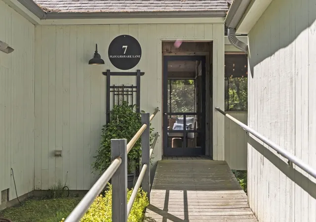 5th image of 7 Ploughshare Lane, Oak Bluffs, MA 02557 | MLS# 73527741