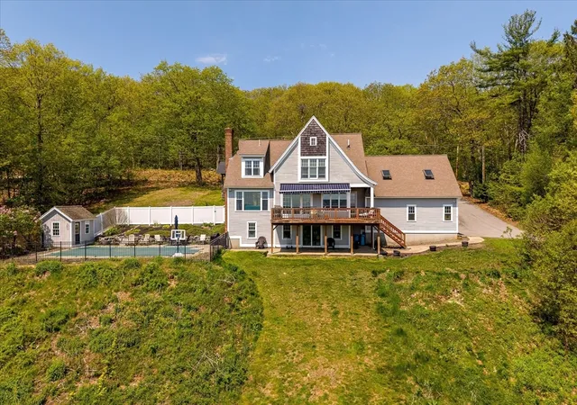 3rd image of 152 Mountain Rd, Princeton, MA 01541 | MLS# 73521774