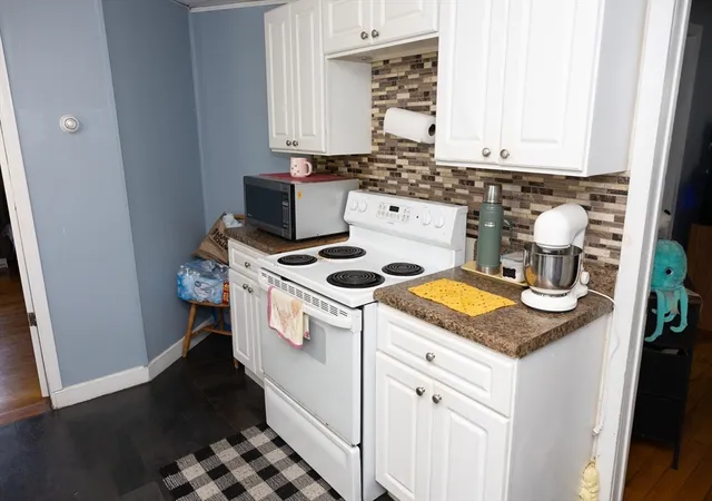 5th image of 686 North Montello Street, Brockton, MA 02301 | MLS# 73551307