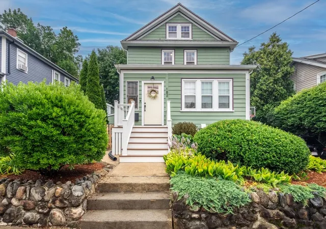 1st image of 182 Highland Ave, Arlington, MA 02476 | MLS# 73556776