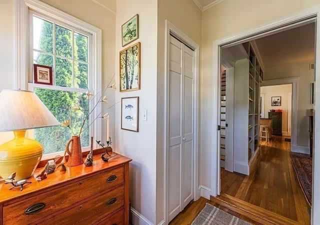 3rd image of 182 Highland Ave, Arlington, MA 02476 | MLS# 73556776
