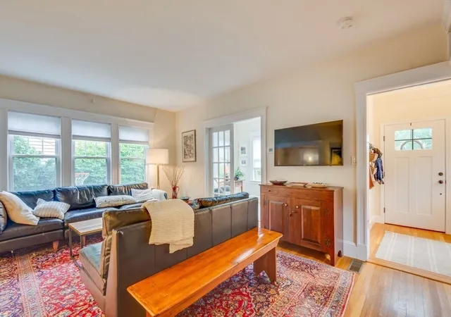 5th image of 182 Highland Ave, Arlington, MA 02476 | MLS# 73556776