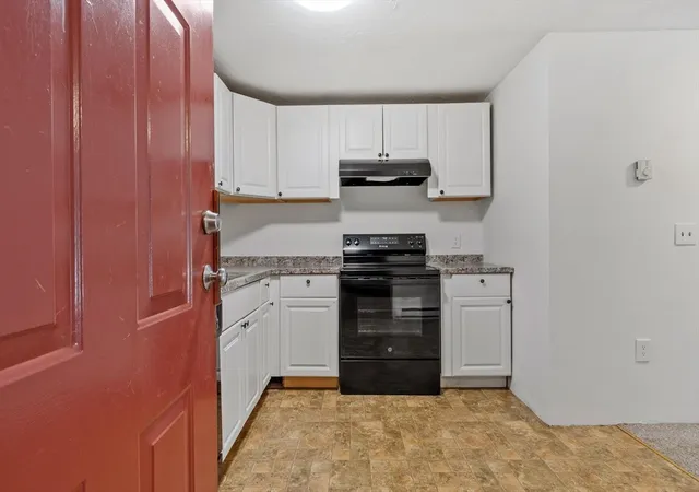 2nd image of 16 Edgeworth #16, Worcester, MA 01605 | MLS# 73566868