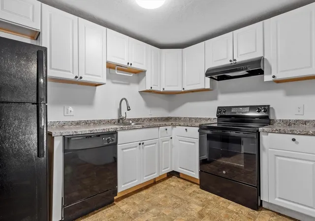 Photo 2 of Condo for sale at 16 Edgeworth #16, Worcester, MA 01605 | MLS# 73566868 | Listing updated on 2026-09-29