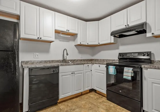 Photo 4 of Condo for sale at 16 Edgeworth #16, Worcester, MA 01605 | MLS# 73566868 | Listing updated on 2026-09-29
