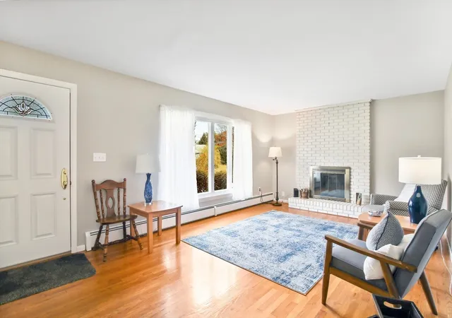 Photo 3 of Sale Pending at 76 Glenwood Dr, Westfield, MA 01085 | MLS# 73544590 | Listing updated on 2026-09-09