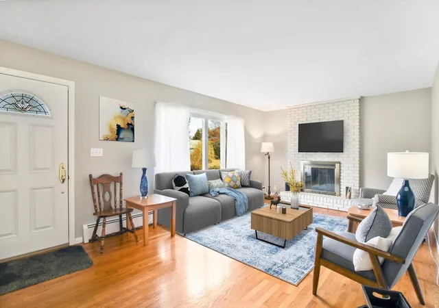Photo 3 of Single family home for sale at 76 Glenwood Dr, Westfield, MA 01085 | MLS# 73544590 | Listing updated on 2026-10-02