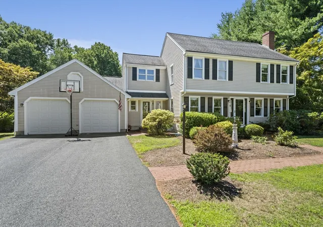 2nd image of 5 Auburndale Hts, Bridgewater, MA 02324 | MLS# 73555215