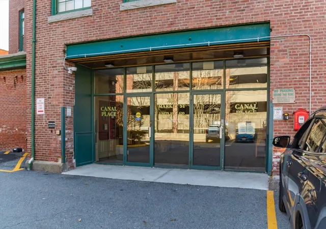 2nd image of 200 Market St, Lowell, MA 01852