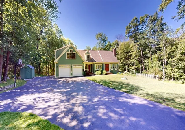 Homes for sale in Burrillville, RI | 2525 Wallum Lake Rd, Burrillville, RI 02859 | MLS# 73535309