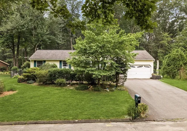 2nd image of 22 Carillon Circle, Easthampton, MA 01027 | MLS# 73566865