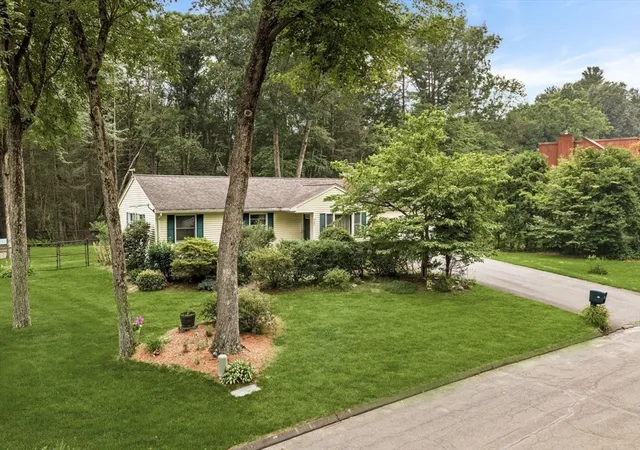 4th image of 22 Carillon Circle, Easthampton, MA 01027 | MLS# 73566865