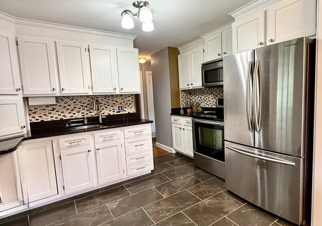 5th image of 75 White Street, Raynham, MA 02767 | MLS# 73552408