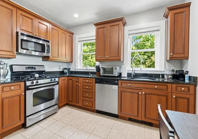 5th image of 314 Water St, Wakefield, MA 01880