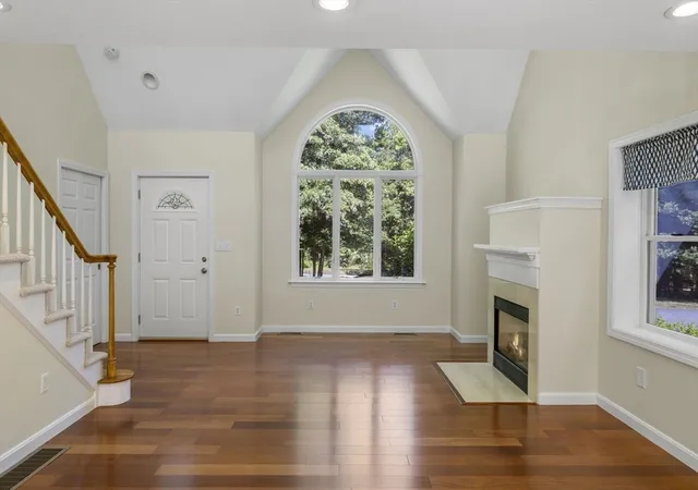 4th image of 12 S Sandwich Rd, Sandwich, MA 02563 | MLS# 73549567